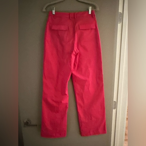 Pink pants, size 2 from The Kit. Originally priced at $110. Only worn once. - Picture 3 of 3
